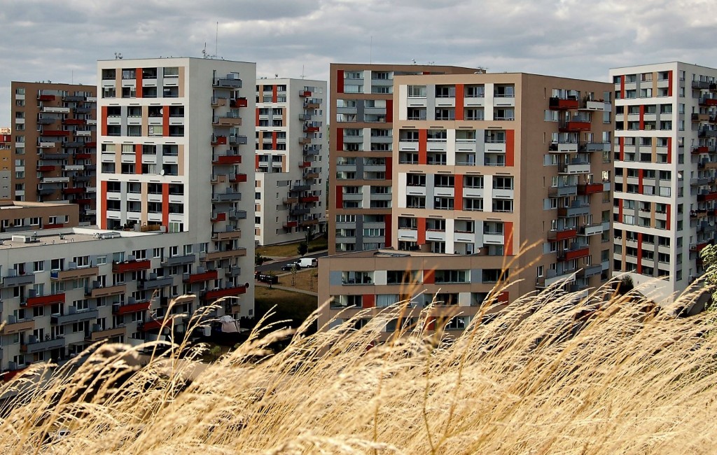 Červencový obrat? K výstavbě povolen v tomto roce největší počet bytů. 